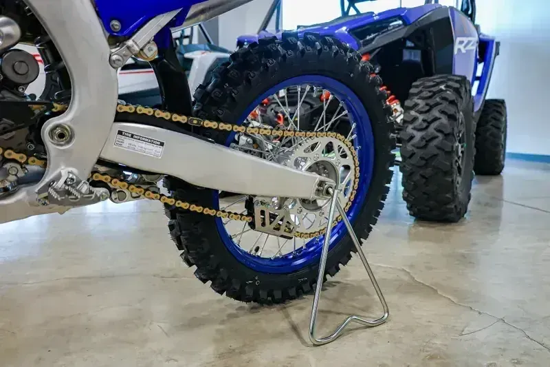 2025 Yamaha YZ250F TEAM BLUE Image 4