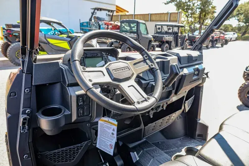 New 2026 Polaris RANGER CREW XP 1000 PREMIUM ORANGE RUST Image 11