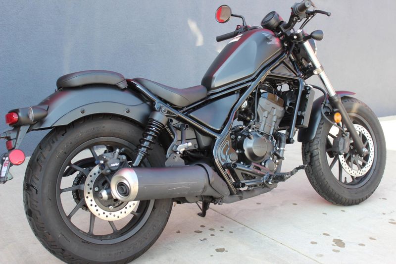 2021 Honda REBEL 300 Base Image 4