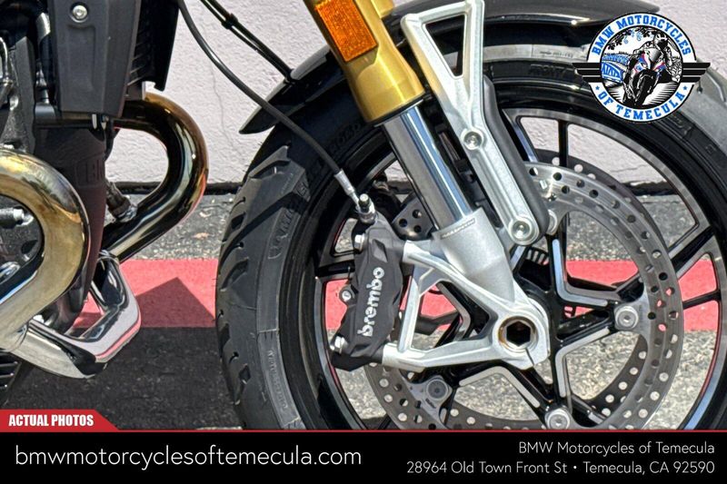 2025 BMW R 12 nineTImage 20