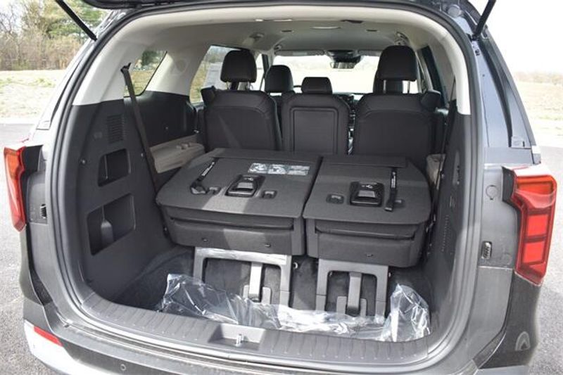 2025 Kia Carnival LXSImage 15