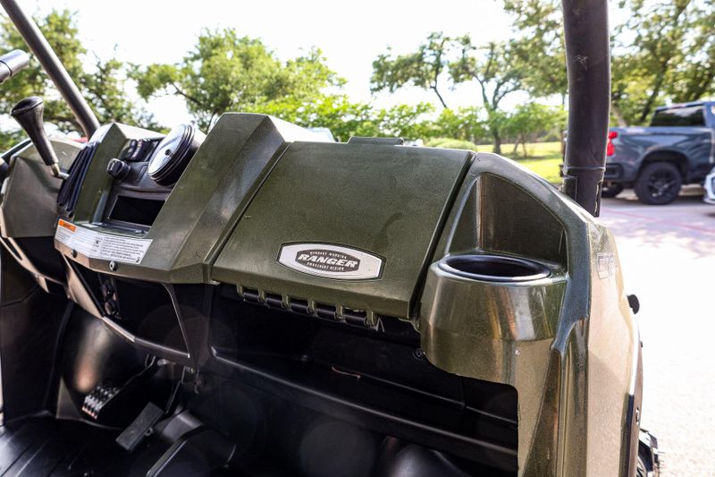 2011 Polaris RANGER 800 Crew Sage Green 800 Crew Image 12