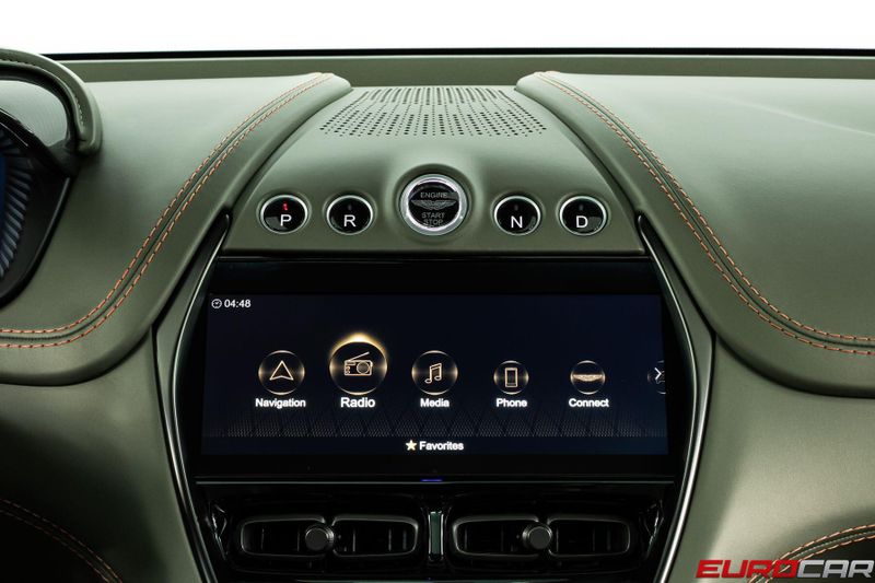 2023 Aston Martin DBX 707 *SPECIAL FACTORY PAINT * PANORAMIC ROOF*Image 29