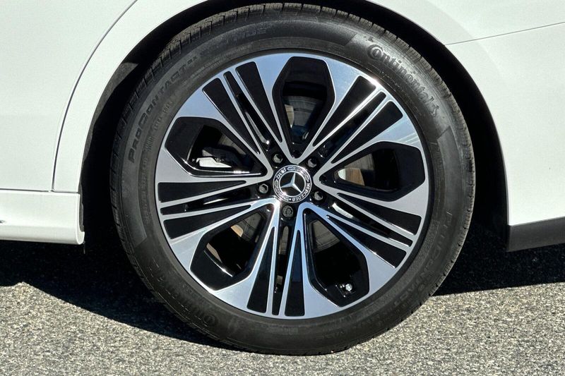 Used 2025 Mercedes-Benz E-Class E 350Image 32