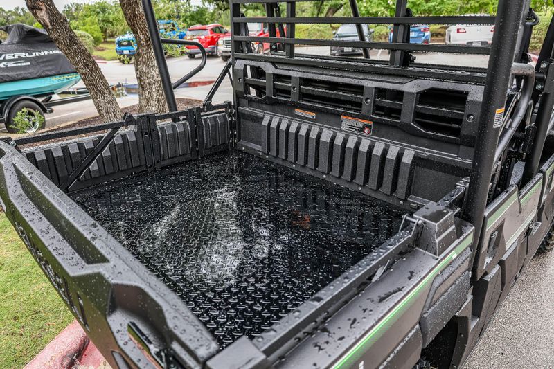 2026 Kawasaki MULE PROFXT 1000 LE METALLIC ONYX BLACK Image 14