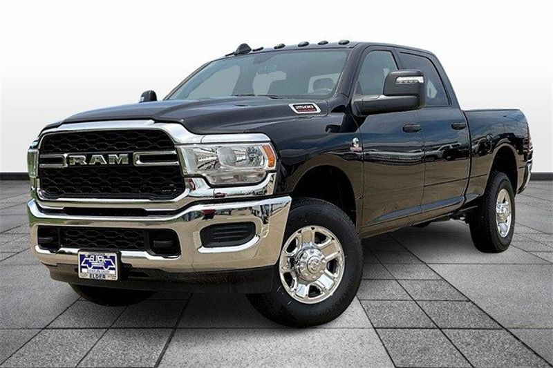 2024 RAM 2500 Tradesman Crew Cab 4x4 6