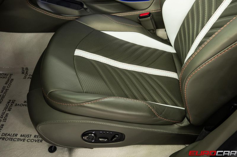 2023 Aston Martin DBX 707 *SPECIAL FACTORY PAINT * PANORAMIC ROOF*Image 42