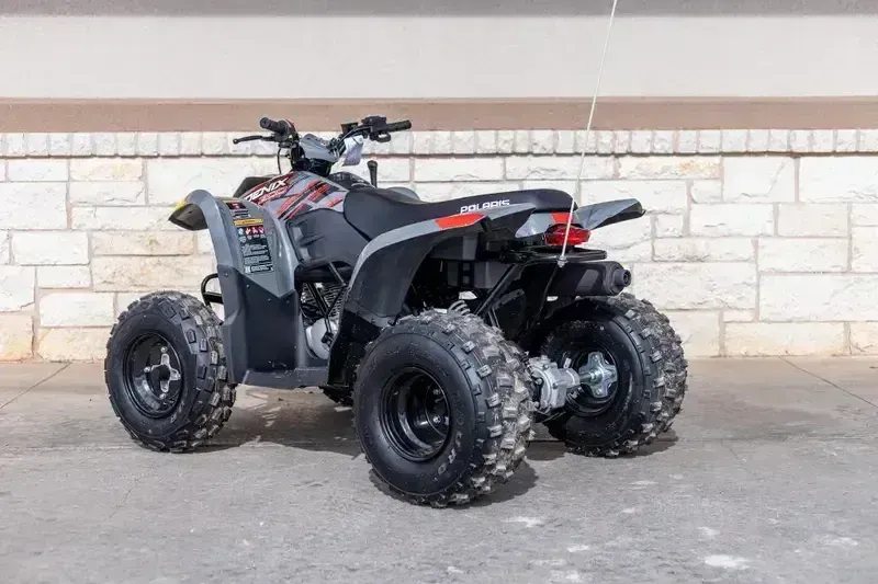 New 2025 Polaris PHOENIX 200 STORM GRAY Image 5