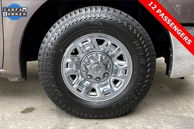 Used 2018 Nissan NV Passenger NV3500 HD SLImage 8