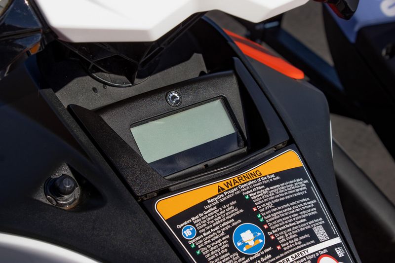 USED 2025 SEADOO SPARK FOR 3 CONVENIENCE PACKAGE WITH SOUND SYSTEM Image 11