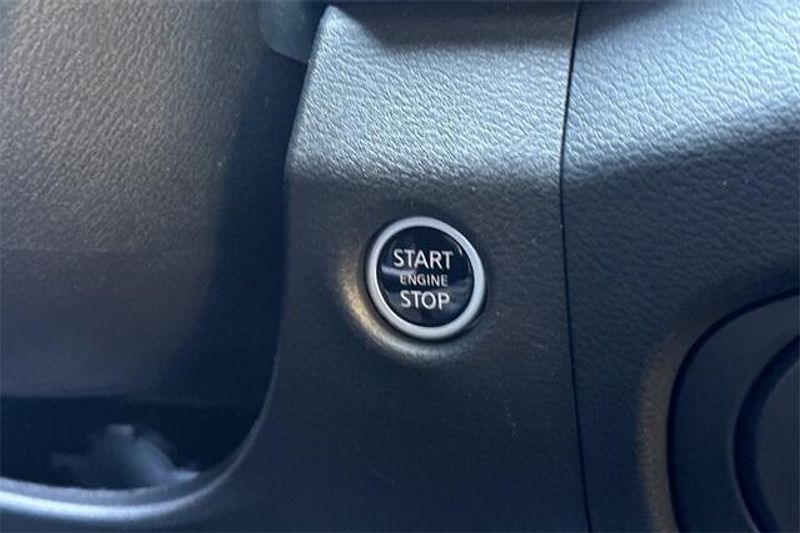 Used 2024 Nissan Frontier PRO-XImage 20