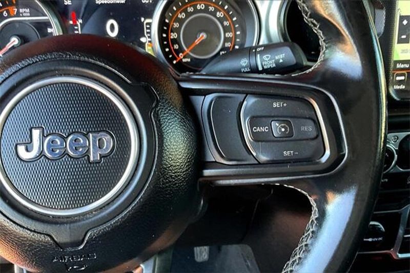 2021 Jeep Gladiator Image 19