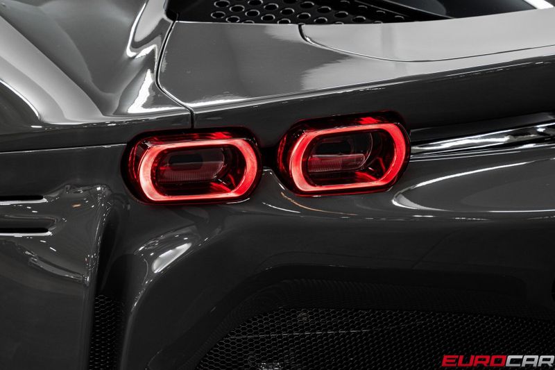 Used 2024 Ferrari SF90 Spider *ATELIER SPEC * HUGE CARBON FIBER OPTIONS*Image 28