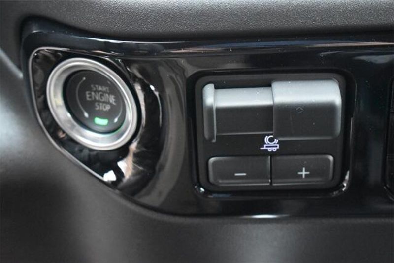 2025 Chevrolet Silverado 1500 LTZImage 30