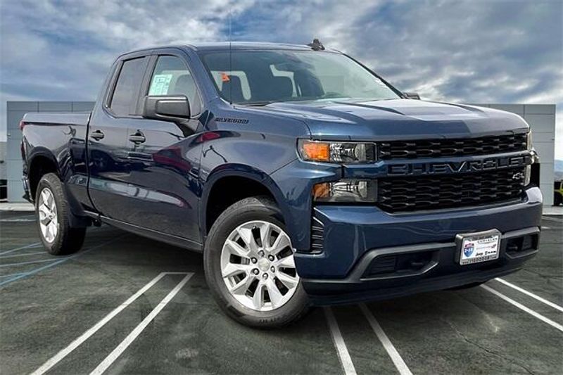 2021 Chevrolet Silverado 1500 CustomImage 12