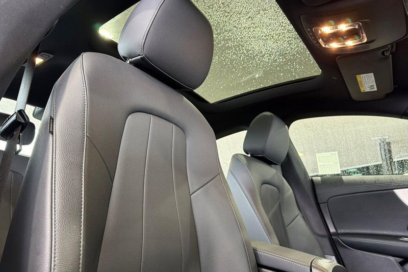 Used 2025 Mercedes-Benz CLA 250Image 16