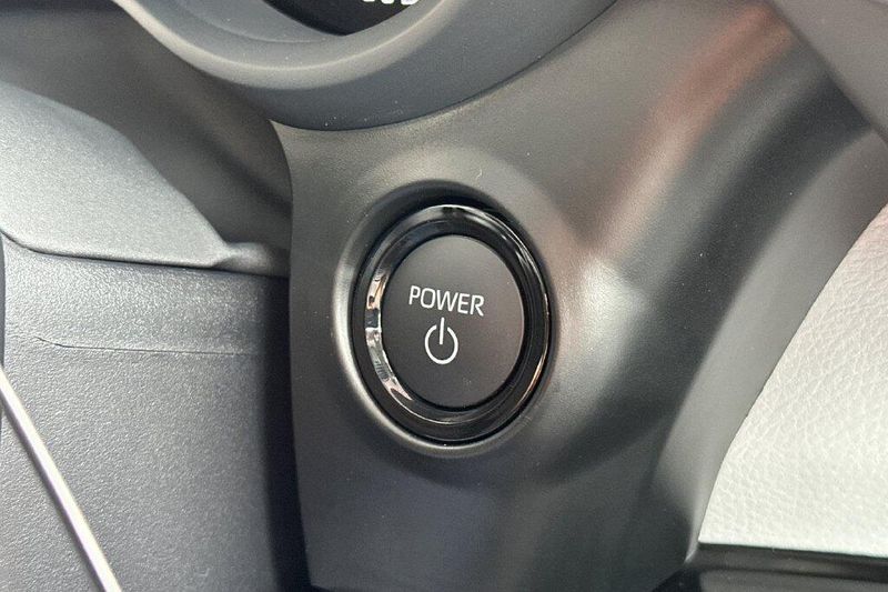 New 2026 Toyota Sienna LEImage 25