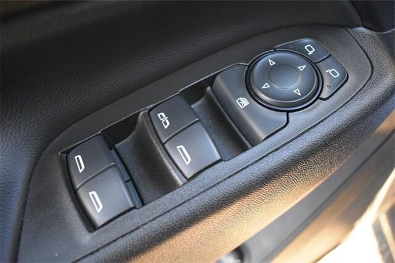 Used 2024 Chevrolet Equinox LTImage 21