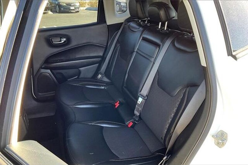 Used 2019 Jeep Compass LatitudeImage 25