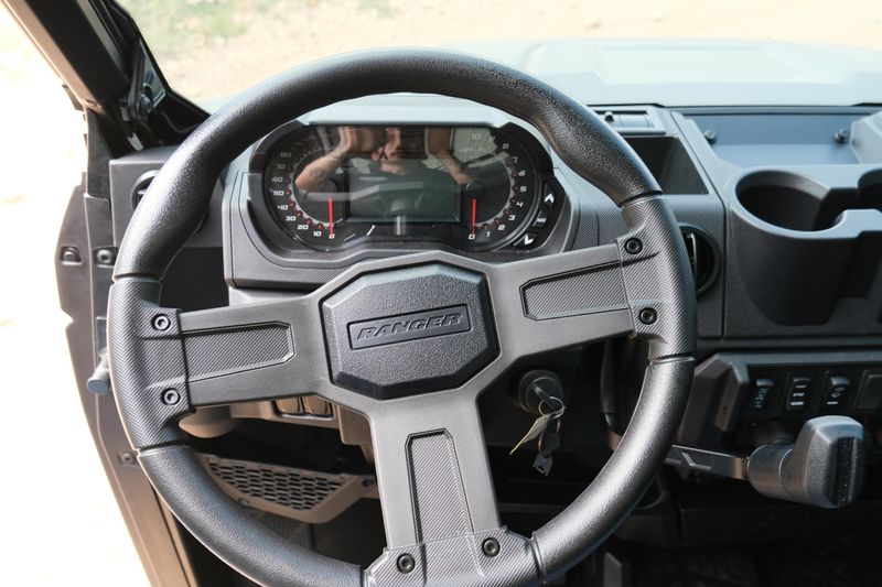 NEW 2027 POLARIS RANGER XP 1000 CAB Image 17