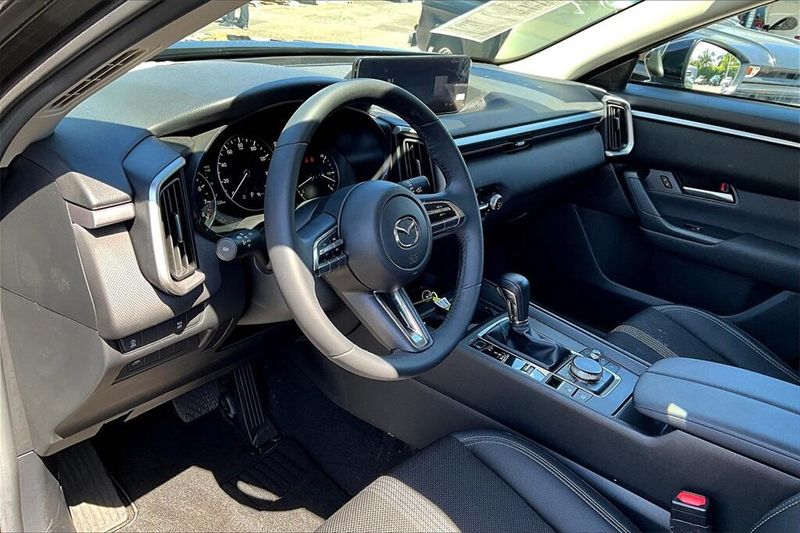 Used 2025 Mazda CX-50 2.5 S Preferred PackageImage 9
