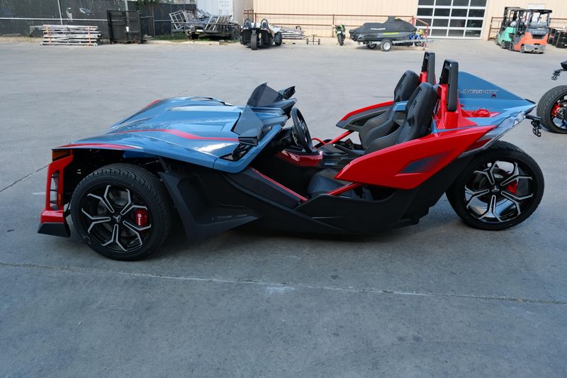 NEW 2025 POLARIS SLINGSHOT R AUTODRIVE Image 6