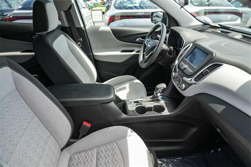 2022 Chevrolet Equinox LSImage 17