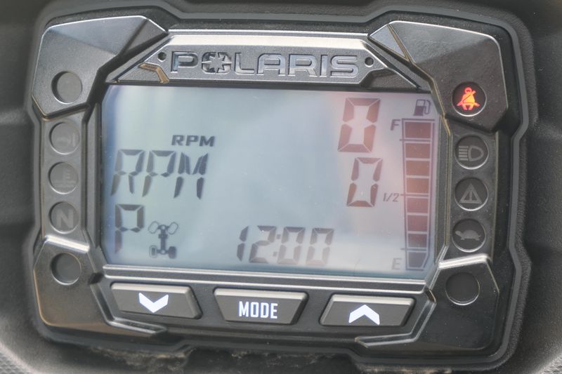 2025 Polaris RANGER 1000 EPS SAGE GREEN Image 12