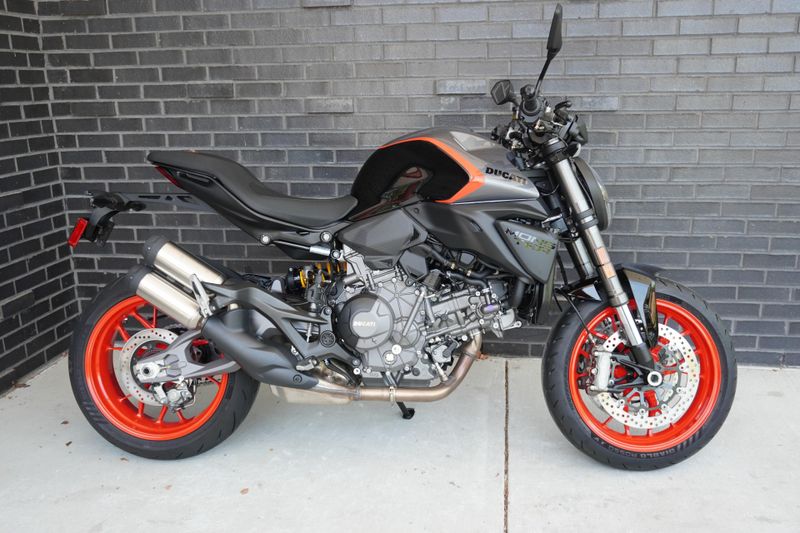 New 2027 Ducati MONSTER PLUS 