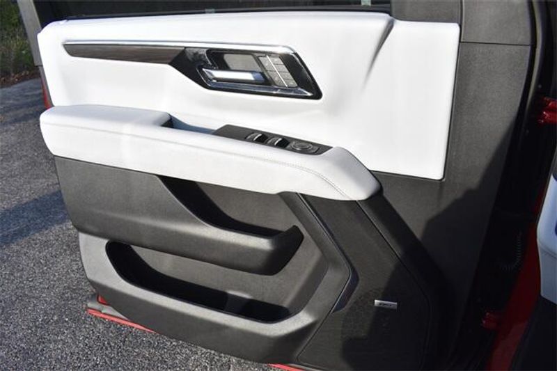 New 2025 Chevrolet Tahoe PremierImage 41