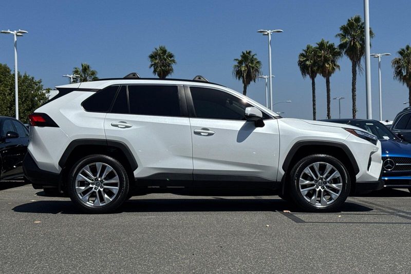 Used 2023 Toyota RAV4 XLE PremiumImage 3