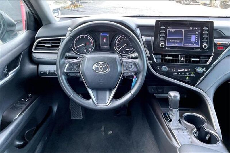 Used 2024 Toyota Camry SEImage 4