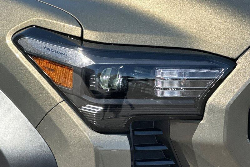 New 2026 Toyota Tacoma TRD Off-RoadImage 28