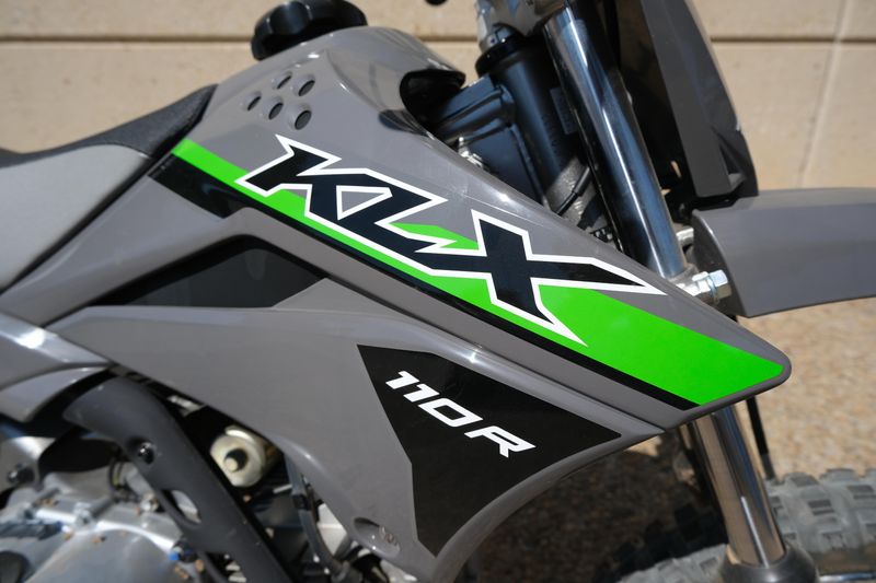 2024 Kawasaki KLX 110R BATTLE GRAYImage 7