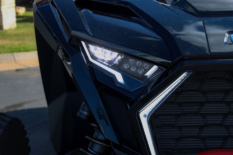 NEW 2025 POLARIS RZR PRO R 4 ULTIMATE Image 11