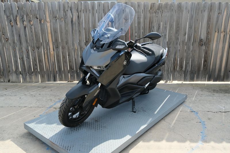 NEW 2025 YAMAHA XMAX Image 7