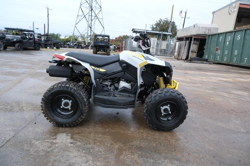 2025 Can-Am RENEGADE 70 EFI CATALYST GRAY AND NEO YELLOWImage 16