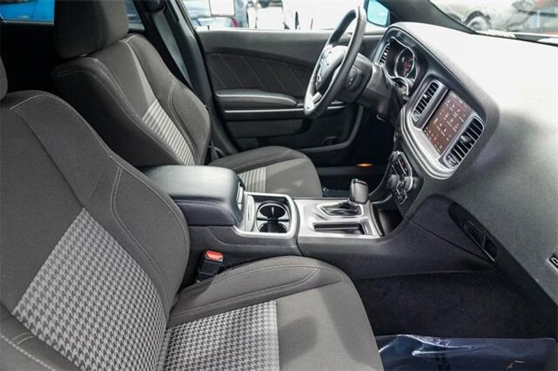 Used 2023 Dodge Charger SXTImage 17