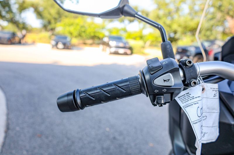 Used 2025 Honda ADV 160  BLACK Image 22