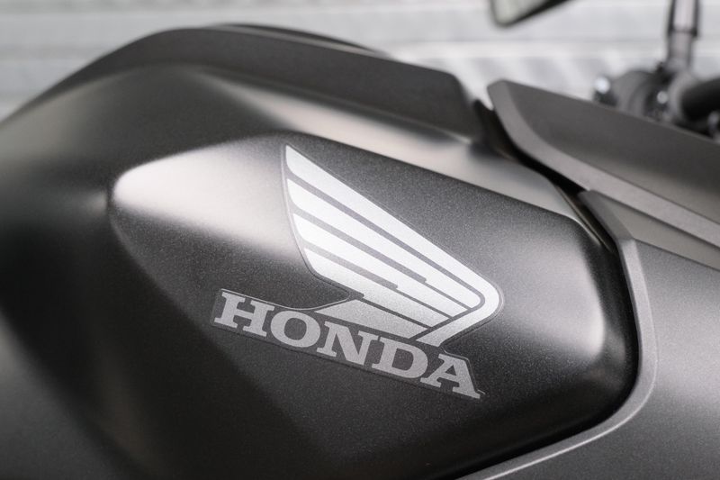 NEW 2025 HONDA CB750 HORNET Image 13