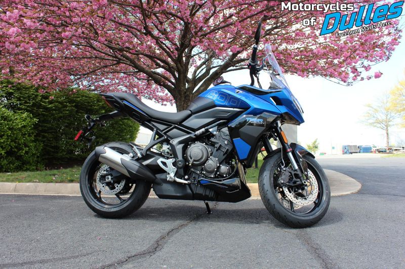 2023 Triumph Tiger 660 in a Lucerne Blue/Sapphire Black exterior color. Motorcycles of Dulles 571.934.4450 motorcyclesofdulles.com 