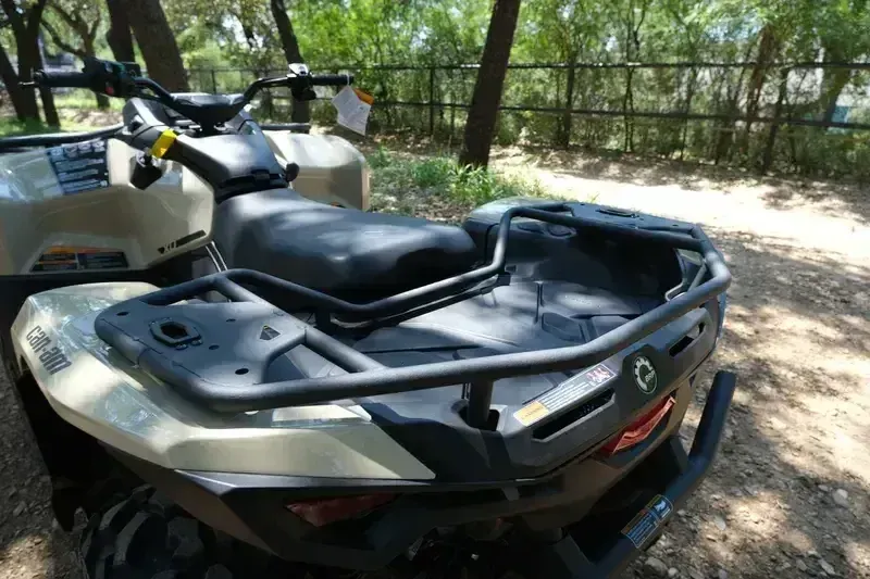 NEW 2025 CAN-AM OUTLANDER PRO HD5 Image 15