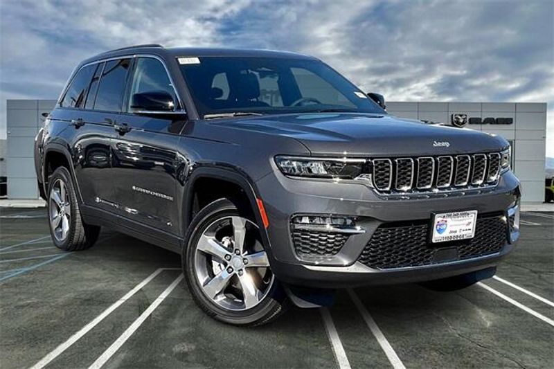 2025 Jeep Grand Cherokee Limited 4x4Image 14