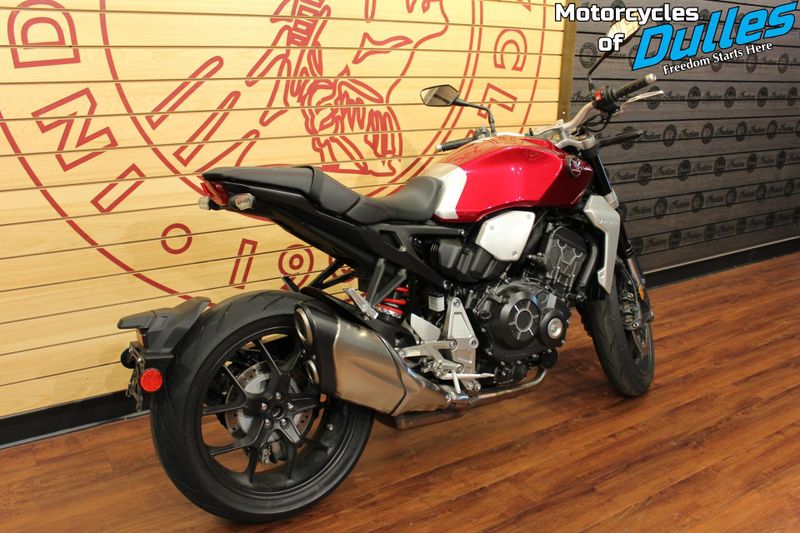 2019 Honda CB1000R Image 8