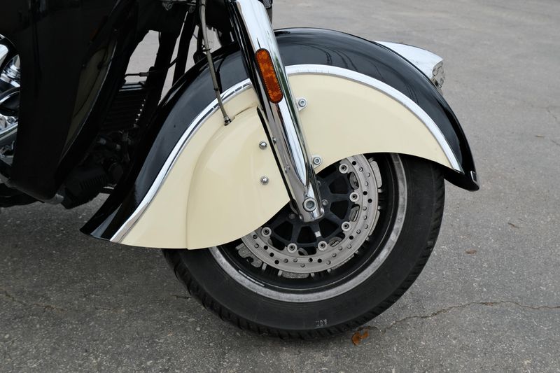 USED 2017 INDIAN MOTORCYCLE ROADMASTER Image 14