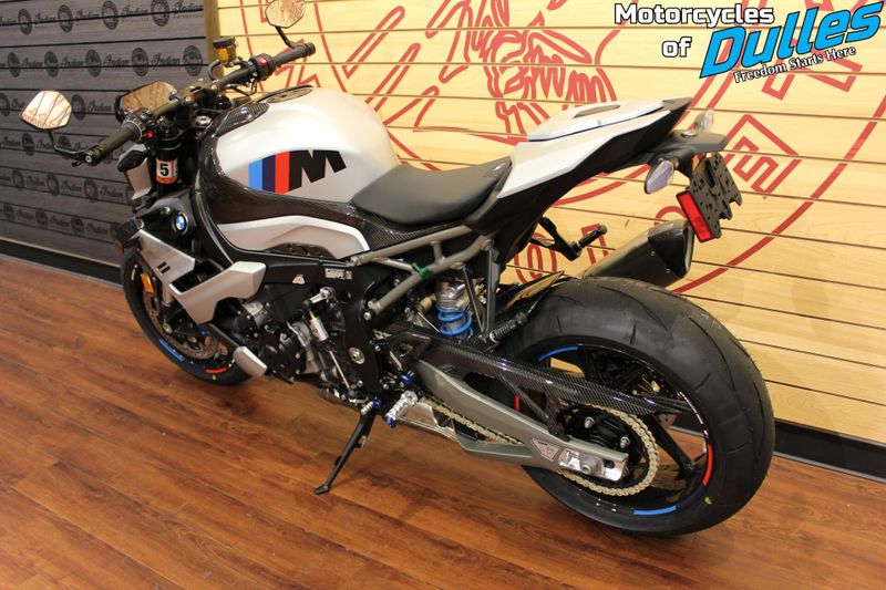 2025 BMW M1000R Image 6