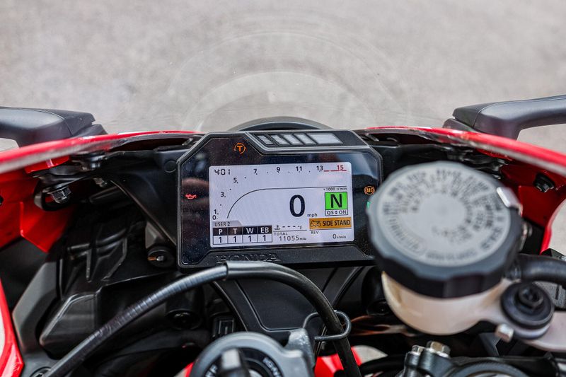 2022 Honda CBR1000RR ABS Image 23