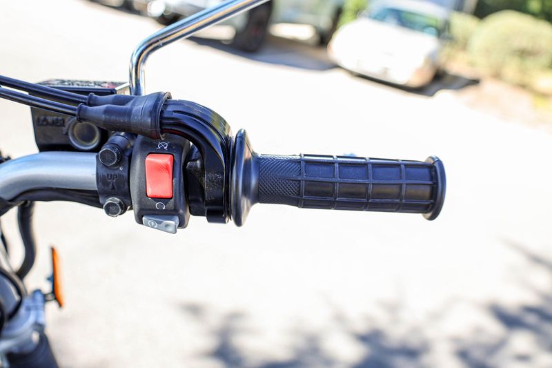 USED 2022 YAMAHA TW200 Image 6