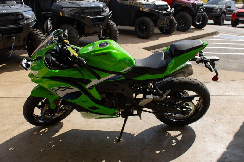 NEW 2026 KAWASAKI NINJA ZX4RR ABS Image 4