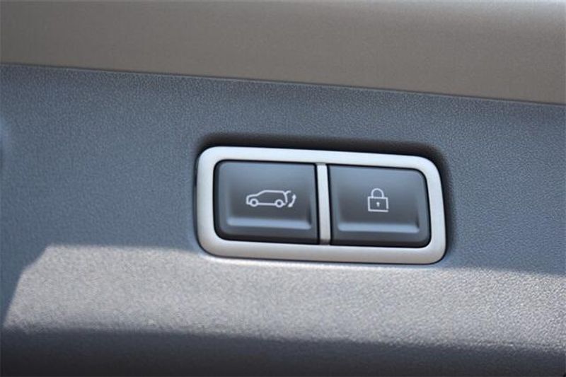 New 2026 Kia EV9 LandImage 19